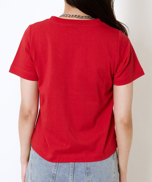 GORGE(ゴージ)の「《ワンポイント刺繍×シンプル》レディース 半袖Tシャツ 綿混 カジュアル 春夏秋(Tシャツ/カットソー・レディース・オフホワイト/レッド/イエロー/ネイビー/ブラック・F)」の18枚目の写真