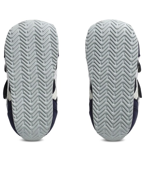 SUKUSUKU（スクスク）の「ASICS SUKU2/アシックス スクスク キッズ ベビー スニーカー ベルクロ 足育 IDAHO BABY 4 300（スニーカー・キッズ・グリーン/ブルー/ネイビー/ベージュ・15.5cm/14.5cm/15.0cm/14.0cm）」の17枚目の写真