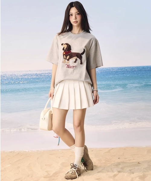 ★国内在庫/即発可*HUF*チャクラアートワークTシャツ★ セール】刺繍ドッググラフィックTシャツ TEE ユニセックス