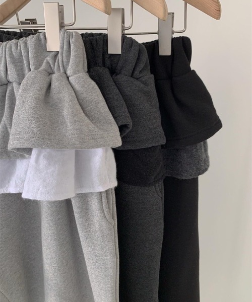 VIBGYOR（ヴィブジョー）の「【LAMPOON】フリルスエットパンツ（スウェットパンツ・レディース・ライトグレー/ダークグレー/ブラック・FREE）」の10枚目の写真
