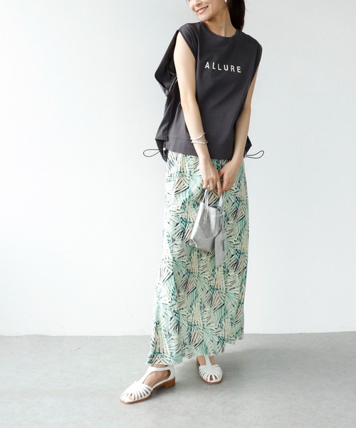 Jines（ジネス）の「タックショルダー ノースリーブカットソー（Tシャツ/カットソー・レディース・チャコールグレー/ホワイト/ブラック・38）」の6枚目の写真