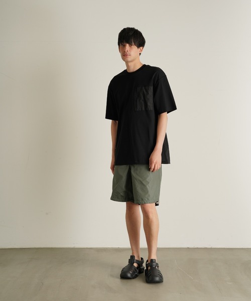TRANSITION（トランジション）の「【TRANSITION】シルケットスムース ワイドシルエットポケットTEE ポケT（Tシャツ/カットソー・メンズ・ブラック/ホワイト・2/3）」の4枚目の写真