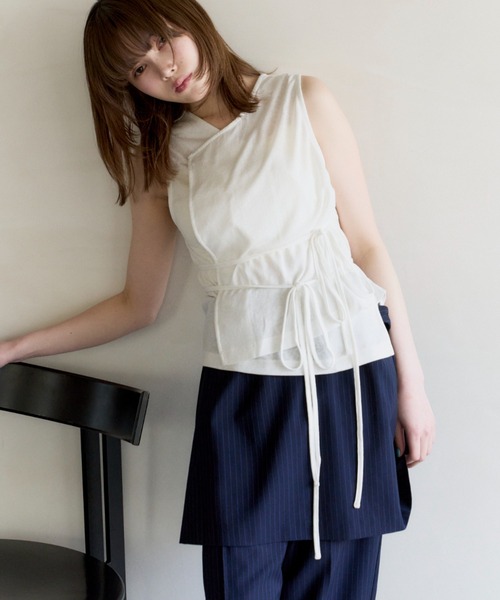 haek(ハク)の「cachecoeur ribbon tops/カシュクールトップス(Tシャツ/カットソー・レディース・チャコールグレー/ホワイト・FREE)」の2枚目の写真