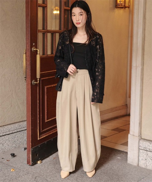 titivate（ティティベイト）の「Vネックペプラムデザインレースブラウス（シャツ/ブラウス・レディース・ブラック/オフホワイト・S/L/M）」の15枚目の写真