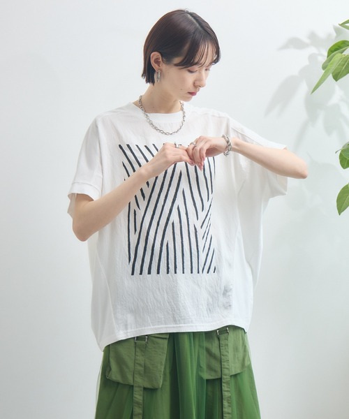 Paradise Picnic(パラダイスピクニック)の「異素材切替プリントTシャツ(Tシャツ/カットソー・レディース・ベージュ/ホワイト/ブラック・FREE)」の21枚目の写真