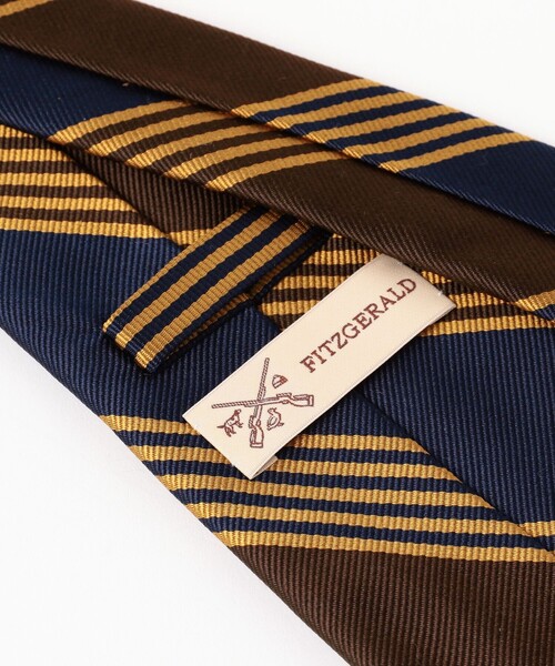 BEAMS F(ビームスエフ)の「FITZGERALD / シルク ストライプ ネクタイ(ネクタイ・メンズ・グレー/ネイビー・ONE SIZE)」の7枚目の写真