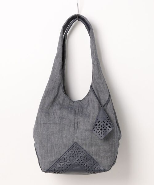 genten(ゲンテン)の「【WEB限定再入荷】リノ トートバッグ大(トートバッグ・レディース・ブラウン/ネイビー/グレー/ブラック・FREE)」の4枚目の写真