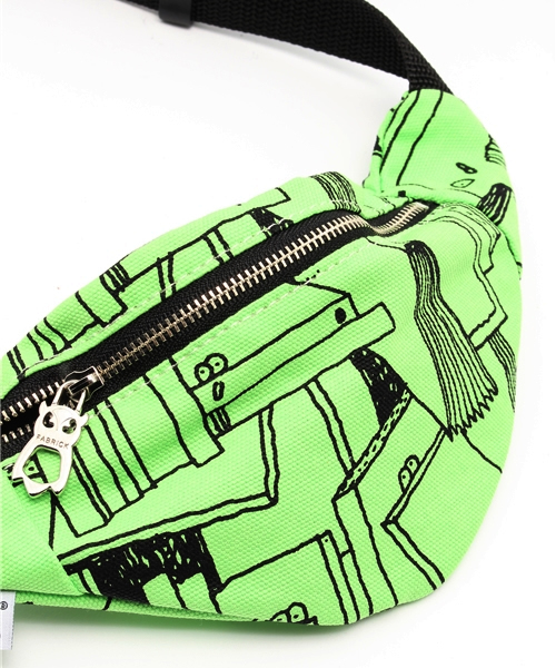 FABRICK(ファブリック)の「FABRICK【STEFAN MARX】 MINI WAIST BAG(ボディバッグ/ウエストポーチ・メンズ・ホワイト/グリーン・FREE)」の4枚目の写真