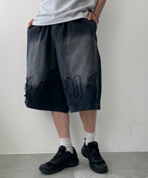 WEGO(ウィゴー)の「WEGO/ツイルブラスト加工ワイドショートパンツ(デニムパンツ・メンズ・ベージュ/ブラック・LARGE/MEDIUM)」の2枚目の写真