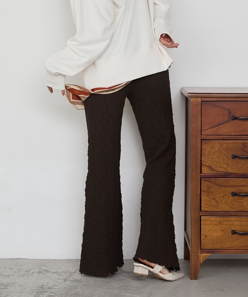forksy.(フォルクシー)の「【forksy.】<エブリデイシリーズ>シャーリング 裾メロー フレアパンツ(その他パンツ・レディース・オフホワイト/ブラック/ライトブルー/ブラウン/ライトグレー/キャメル/レッド/イエロー/チャコールグレー/レッド系・M/L/S)」の20枚目の写真