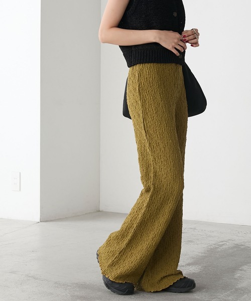 forksy.（フォルクシー）の「【forksy.】＜エブリデイシリーズ＞シャーリング 裾メロー フレアパンツ（その他パンツ・レディース・オフホワイト/ブラック/ライトブルー/ブラウン/ライトグレー/キャメル/レッド/イエロー/チャコールグレー/レッド系・M/L/S）」の16枚目の写真