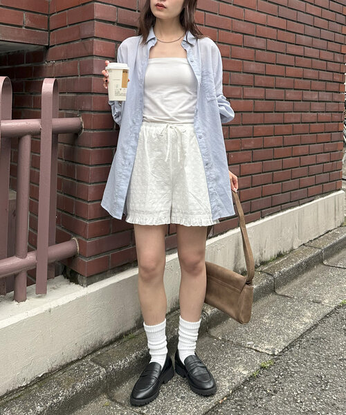 DISCOAT（ディスコート）の「【umm.】フリルレースショートパンツ（その他パンツ・レディース・ブラック/オフホワイト・FREE）」の9枚目の写真