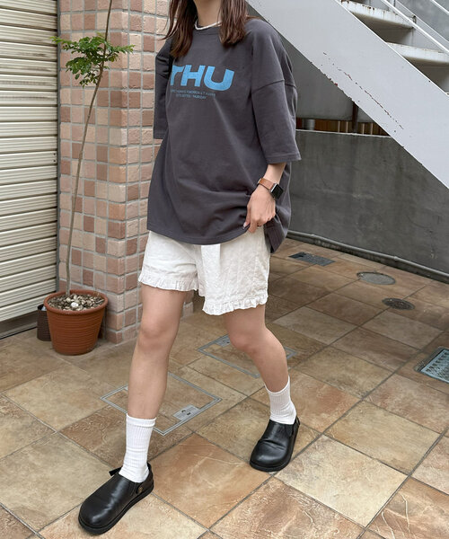 岡フリル付きグレーショートパンツs S/S カットソーフリルショートパンツ | lilLilly official webstore