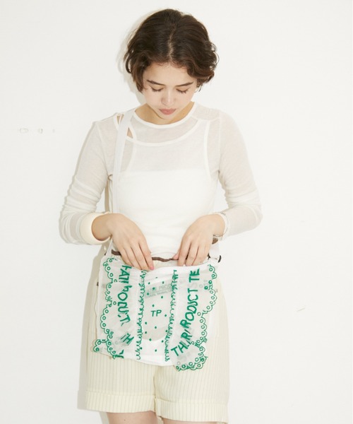 THEATRE PRODUCTS（シアタープロダクツ）の「オーガンジーフリルショルダーバッグ（ショルダーバッグ・レディース・ホワイト/ブラック・FREE）」の7枚目の写真