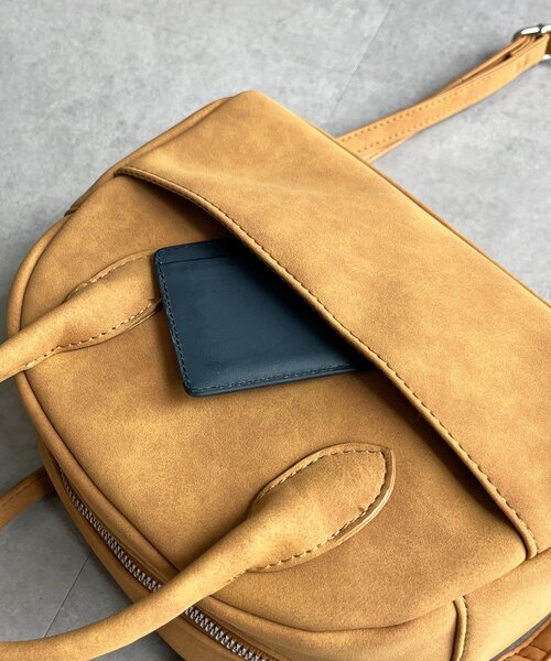 CPCM(シーピーシーエム)の「フロントポケットボストンバッグ(ボストンバッグ・レディース・アイボリー/ブラック/ブラウン/キャメル・FREE)」の8枚目の写真