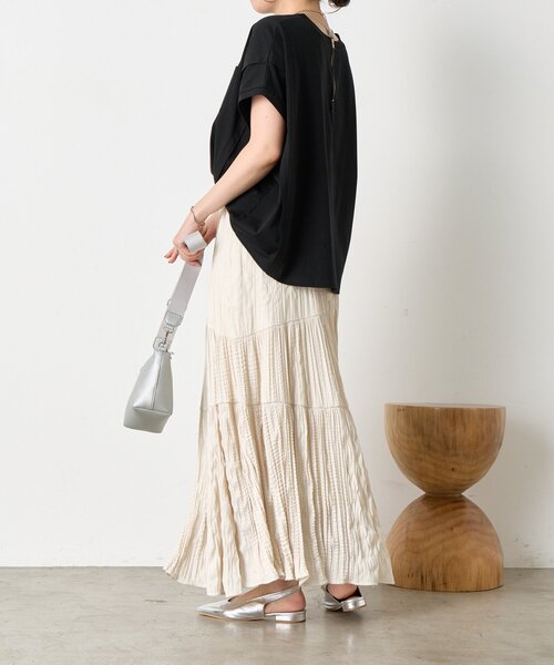 Jena espace merveilleux(ジェナ エスパスメルヴェイユ)の「バックファスナーポケットT(Tシャツ/カットソー・レディース・ブルー/オフホワイト/ブラック・FREE)」の18枚目の写真