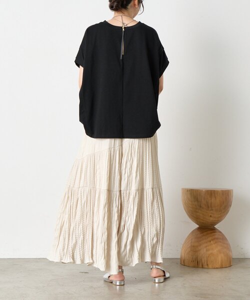 Jena espace merveilleux(ジェナ エスパスメルヴェイユ)の「バックファスナーポケットT(Tシャツ/カットソー・レディース・ブルー/オフホワイト/ブラック・FREE)」の19枚目の写真