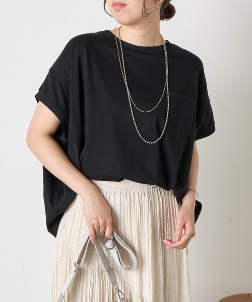 Jena espace merveilleux(ジェナ エスパスメルヴェイユ)の「バックファスナーポケットT(Tシャツ/カットソー・レディース・ブルー/オフホワイト/ブラック・FREE)」の20枚目の写真
