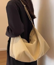 ショルダーバッグ