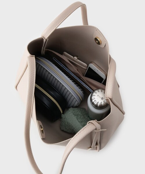 index（インデックス）の「【A4サイズ収納可能】コインチャーム付きトートバッグ（トートバッグ・レディース・ベージュ/ホワイト/ブラック・00）」の19枚目の写真