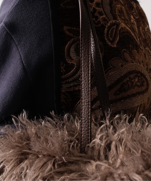 emesuelee(エメスーリー)の「ロングファー トートバッグ(トートバッグ・レディース・ベージュ/モカ/ブラウン・フリー)」の14枚目の写真