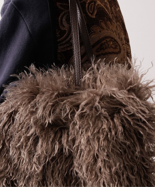 emesuelee(エメスーリー)の「ロングファー トートバッグ(トートバッグ・レディース・ベージュ/モカ/ブラウン・フリー)」の17枚目の写真