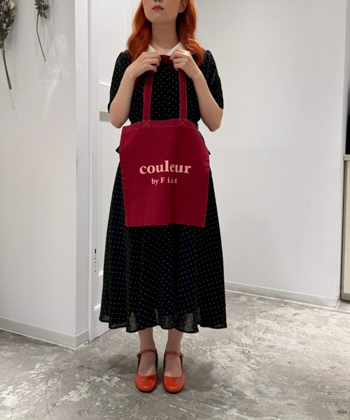 F i.n.t（フィント）の「【A4サイズ/500mlペットボトル収納可】ロゴプリントカラートートバッグ【製品染め】（トートバッグ・レディース・オフホワイト/ライトブルー/ライトピンク/レッド/ラベンダー・FREE）」の10枚目の写真