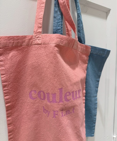 F i.n.t（フィント）の「【A4サイズ/500mlペットボトル収納可】ロゴプリントカラートートバッグ【製品染め】（トートバッグ・レディース・オフホワイト/ライトブルー/ライトピンク/レッド/ラベンダー・FREE）」の8枚目の写真