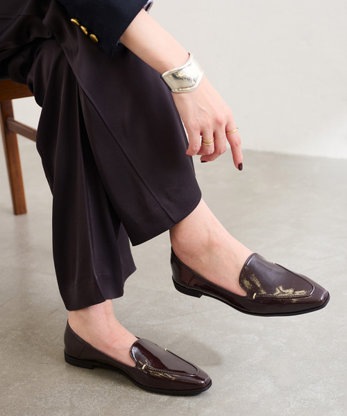 LE TALON（ルタロン）の「《追加》スクエアステッチソフトローファー（ローファー・レディース・アイボリー/ブラウン・21.5/22cm/22.5cm/23cm/23.5cm/24cm/24.5cm/25cm/25.5cm/26cm）」の2枚目の写真