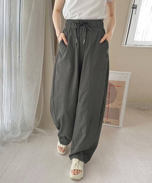 ReRe(リリ)の「ドローストリングパンツ(その他パンツ・レディース・ブラック/ダークグレー/モカ/ダークカーキ/オフホワイト・MEDIUM)」の14枚目の写真