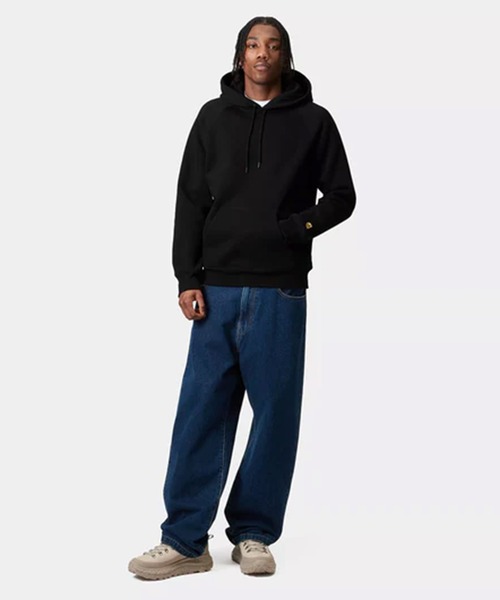 Carhartt WIP(カーハートダブリューアイピー)の「【Carhartt WIP】HOODED CHASE SWEATSHIRT I033661(スウェット・メンズ・ブラック・M/L)」の3枚目の写真