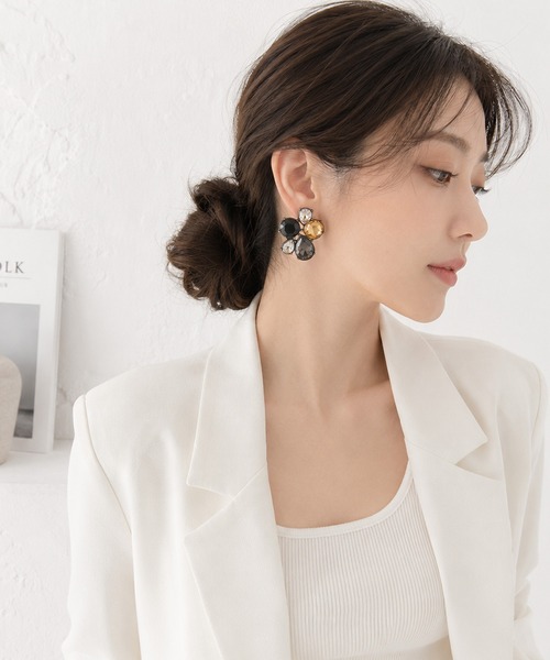 NOLITA LABORATORY(ノリータラボラトリー)の「【 NOLITA / ノリータ 】 ビジュー フラワー ピアス(ピアス(両耳用)・レディース・ブラック・FREE)」の9枚目の写真