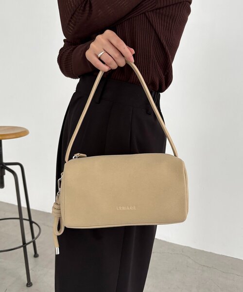 CAPRICIEUX LE'MAGE（カプリシューレマージュ）の「【軽量/大容量】キューブバッグ（ショルダーバッグ・レディース・ライトベージュ/ブラウン/ピンク・FREE）」の16枚目の写真