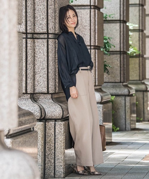LAUTREAMONT(ロートレアモン)の「タックレスワイドチノパンツ≪洗濯機で洗える≫(チノパンツ・レディース・ブラック/キャメル・7号/9号/11号)」の5枚目の写真