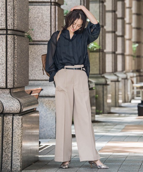 LAUTREAMONT(ロートレアモン)の「タックレスワイドチノパンツ≪洗濯機で洗える≫(チノパンツ・レディース・ブラック/キャメル・7号/9号/11号)」の3枚目の写真