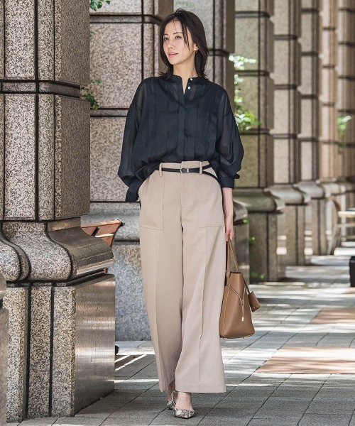 LAUTREAMONT(ロートレアモン)の「タックレスワイドチノパンツ≪洗濯機で洗える≫(チノパンツ・レディース・ブラック/キャメル・7号/9号/11号)」の6枚目の写真
