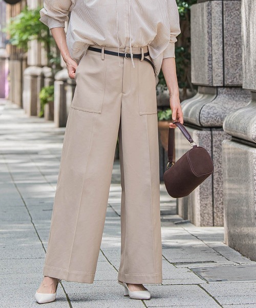LAUTREAMONT(ロートレアモン)の「タックレスワイドチノパンツ≪洗濯機で洗える≫(チノパンツ・レディース・ブラック/キャメル・7号/9号/11号)」の13枚目の写真