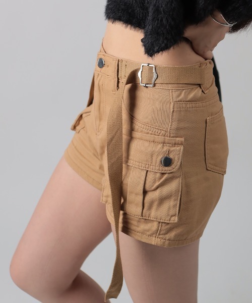 NANAHACHI(ナナハチ)の「ベルト付き コンパクトカーゴショートパンツ(カーゴパンツ・レディース・ブラック/ベージュ・SMALL/MEDIUM)」の20枚目の写真