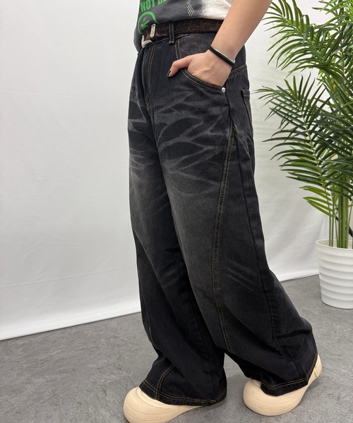 ATMARK(アットマーク)の「【ZOZO限定】ヴィンテージカーブデニムパンツ(デニムパンツ・レディース・ブラック/ブルー/カモフラージュ/レオパード・MEDIUM/LARGE/X-LARGE/SMALL)」の6枚目の写真