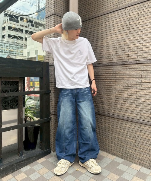 ATMARK(アットマーク)の「【ZOZO限定】ヴィンテージカーブデニムパンツ(デニムパンツ・レディース・ブラック/ブルー/カモフラージュ/レオパード・MEDIUM/LARGE/X-LARGE/SMALL)」の15枚目の写真