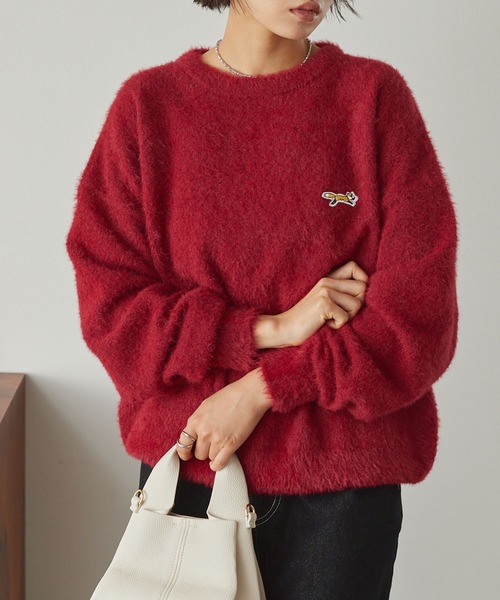 PENNEYS（ぺニーズ）の「PENNEYS/ペニーズ 別注 THE FOX ロゴ ワンポイント刺繍 ロングフェザーオーバーサイズ プルオーバーニット（ニット/セーター・レディース・アイボリー/チェリーレッド/ダークグレー/ネイビー/ベージュ/ブラック・L/M）」の6枚目の写真