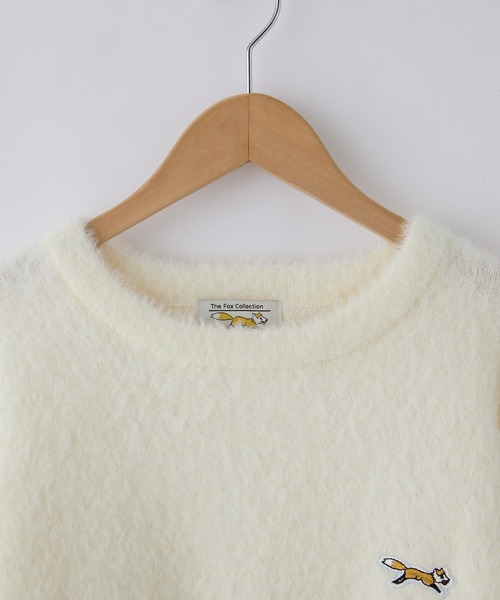 PENNEYS（ぺニーズ）の「PENNEYS/ペニーズ 別注 THE FOX ロゴ ワンポイント刺繍 ロングフェザーオーバーサイズ プルオーバーニット（ニット/セーター・レディース・アイボリー/チェリーレッド/ダークグレー/ネイビー/ベージュ/ブラック・L/M）」の9枚目の写真