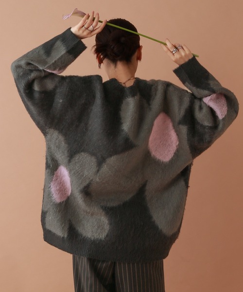 RAGEBLUE（レイジブルー）の「選べるシルエット/シャギーフラワーニット（ニット/セーター・レディース・ブラウン/アイボリー/ブラック/グレー/ピンク/ブルー・MEDIUM/LARGE）」の18枚目の写真