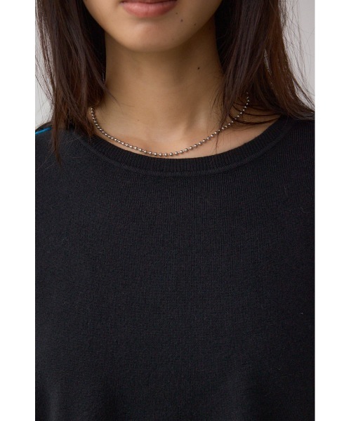 AZUL by moussy（アズールバイマウジー）の「バイカラーカフニット（ニット/セーター・レディース・杢グレー/アイボリー/ブラック・FREE）」の20枚目の写真
