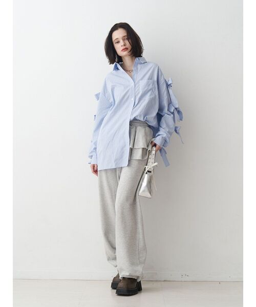 jouetie(ジュエティ)の「【WEB限定】リボンスリーブBIGシャツ(シャツ/ブラウス・レディース・ブラック/ブルー・MEDIUM)」の21枚目の写真