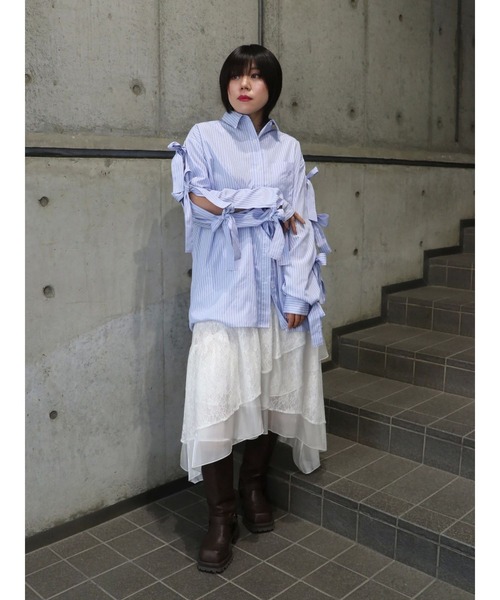 jouetie(ジュエティ)の「【WEB限定】リボンスリーブBIGシャツ(シャツ/ブラウス・レディース・ブラック/ブルー・MEDIUM)」の6枚目の写真