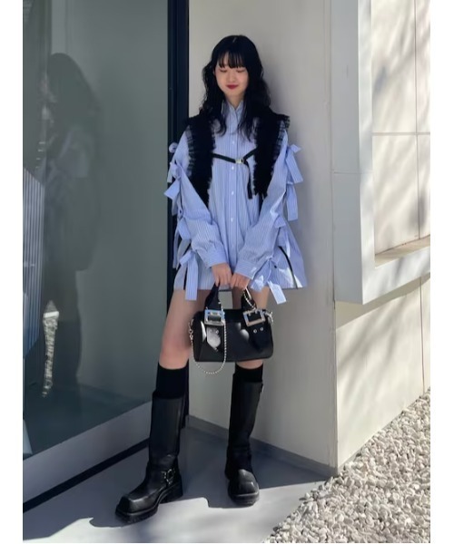 jouetie(ジュエティ)の「【WEB限定】リボンスリーブBIGシャツ(シャツ/ブラウス・レディース・ブラック/ブルー・MEDIUM)」の8枚目の写真