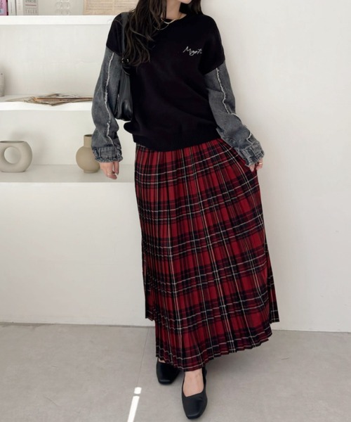 A.D.C.L.（エーディーシーエル）の「刺繍ロゴ入り 袖デニム切替 ニットプルオーバー（ニット/セーター・レディース・ブラック/チャコールグレー・M/L）」の5枚目の写真