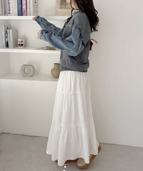 A.D.C.L.（エーディーシーエル）の「刺繍ロゴ入り 袖デニム切替 ニットプルオーバー（ニット/セーター・レディース・ブラック/チャコールグレー・M/L）」の11枚目の写真