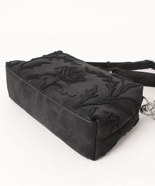 Desigual（デシグアル）の「ミディアム3Dエンボスバッグ（ハンドバッグ・レディース・ブラック・FREE）」の3枚目の写真